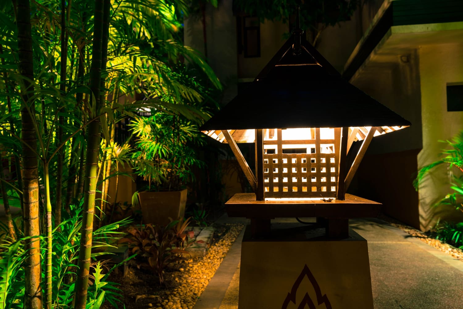 landscape lighting